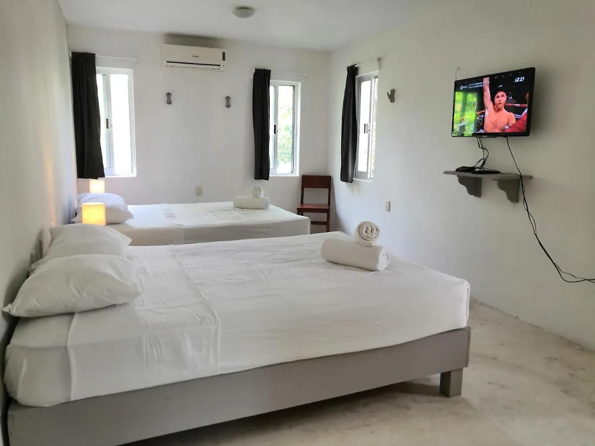 Apartment & Studio 28 Playa del Carmen 0*,