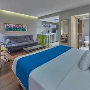 Hotel apartamentowy Express By Marriott, Playa del Carmen